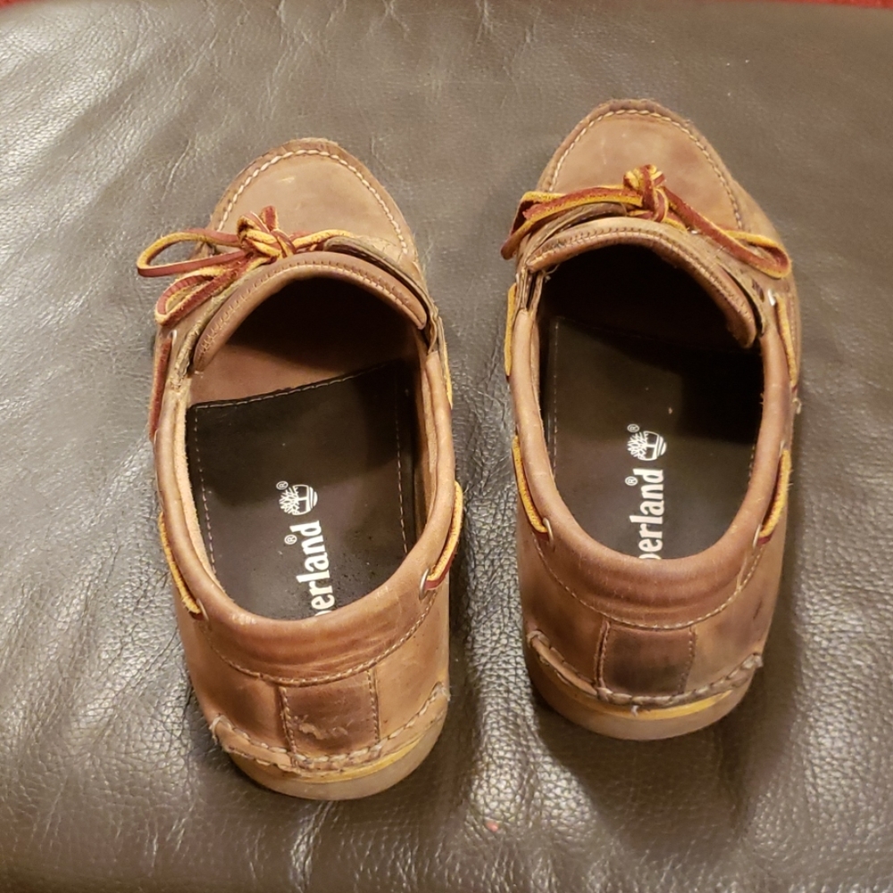 Shoes - Picture 3 of 8